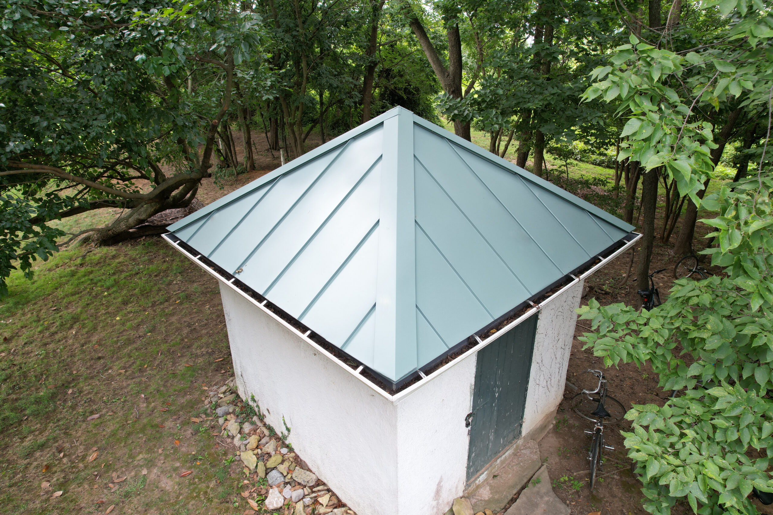 Residential standing seam metal roof replacement in Virginia transforming home with durable and energy efficient system